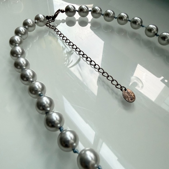 Icing Silver Gray Glass Pearl Necklace | Knotted 16" Strand | Adjustable - Picture 5 of 9